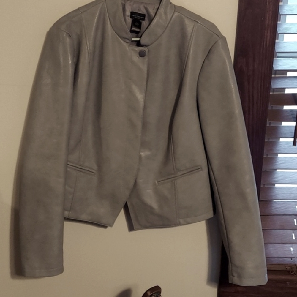 ANN TAYLOR GRAY Vegan Leather XL